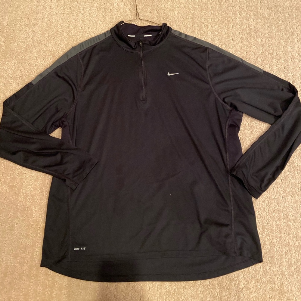 Men’s Nike pullover